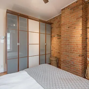 Apartment Et, Montreal