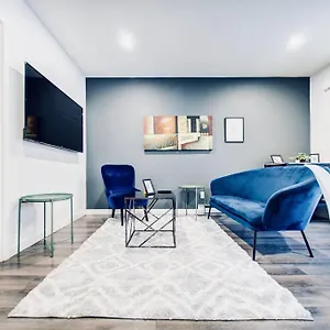 Apartment Charming 2 Bd Griffintown, Montreal