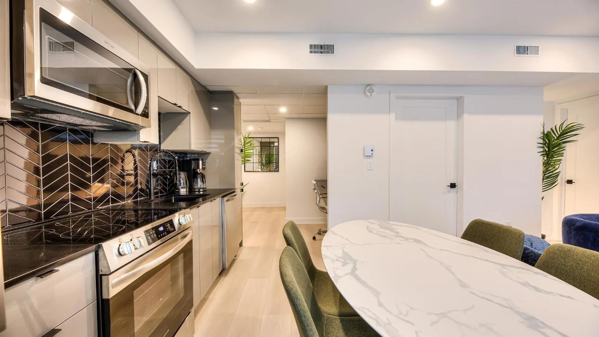 Montreal Restful Nights, Adventure Days Await! Apartment 0*,  Canada