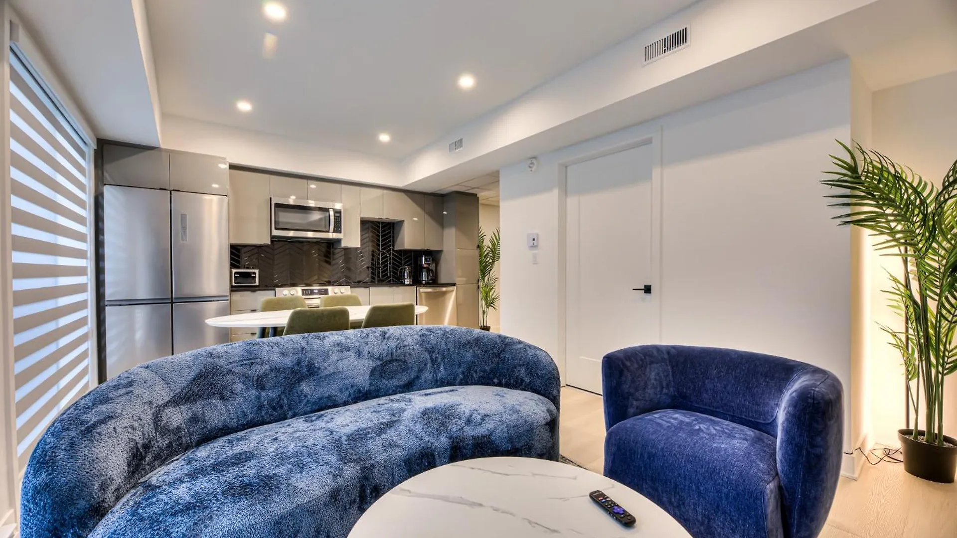 Montreal Restful Nights, Adventure Days Await! Apartment