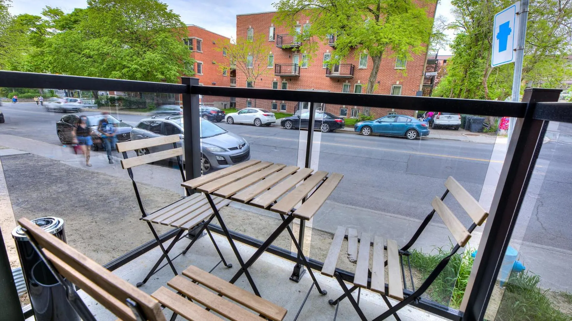 Montreal Restful Nights, Adventure Days Await! Apartment