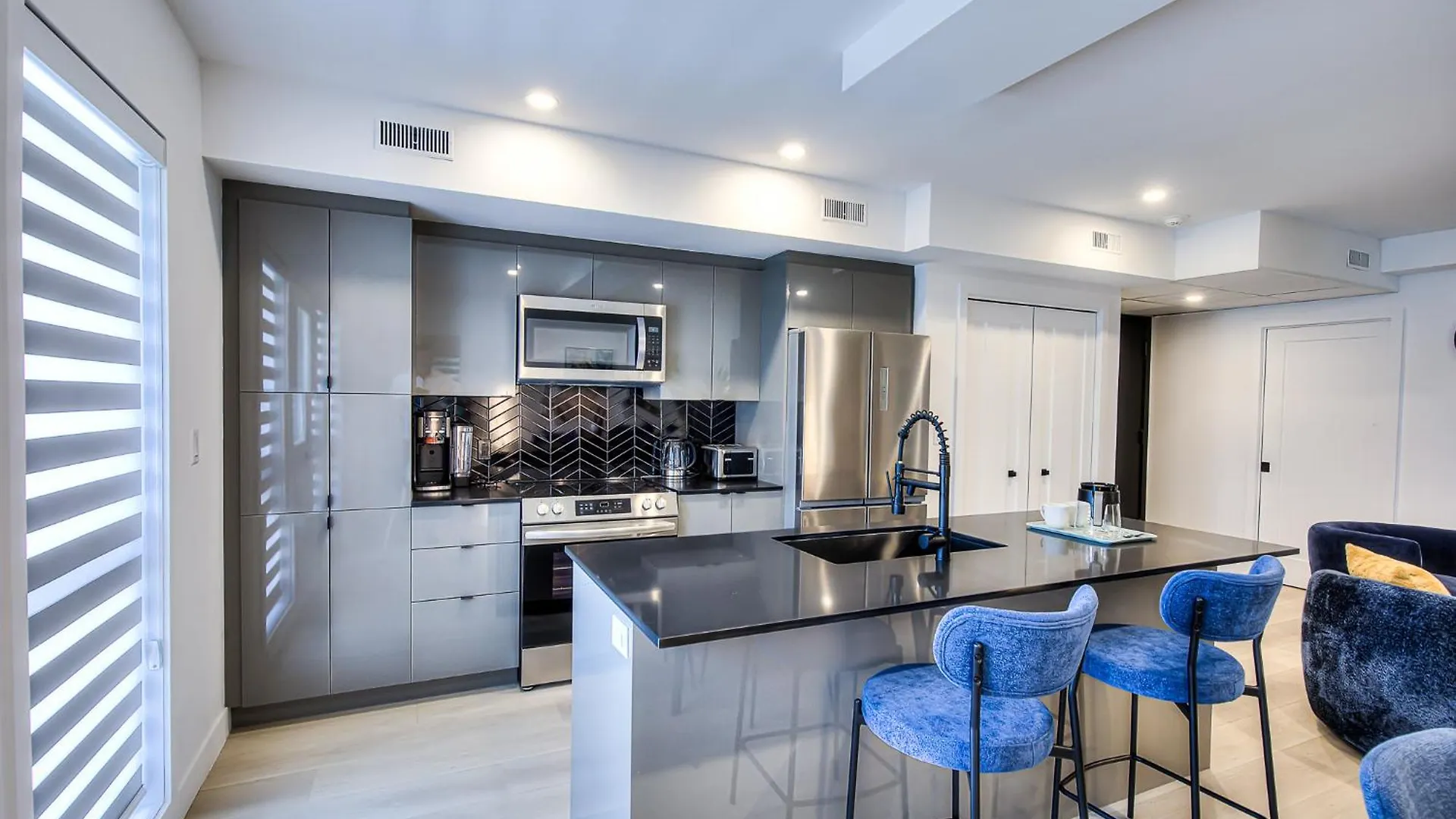 Montreal Restful Nights, Adventure Days Await! Apartment 0*,  Canada