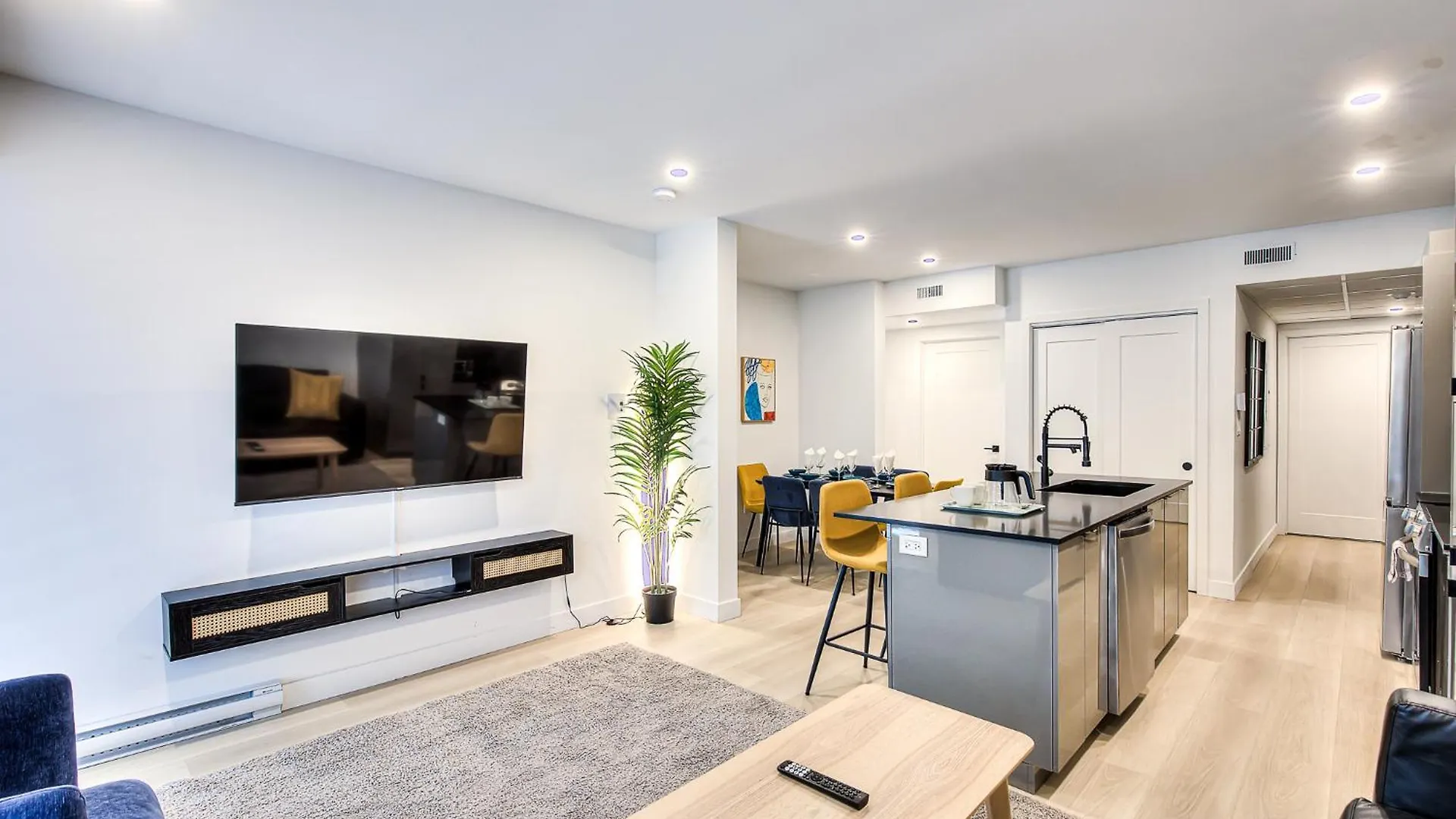 Montreal Restful Nights, Adventure Days Await! Apartment 0*,  Canada
